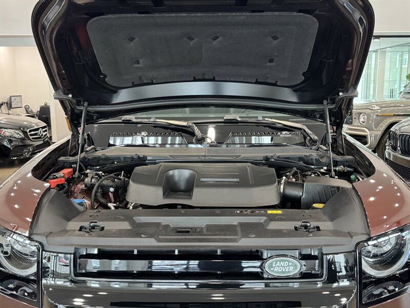 Used 2023 Land Rover Defender 130 X image 47