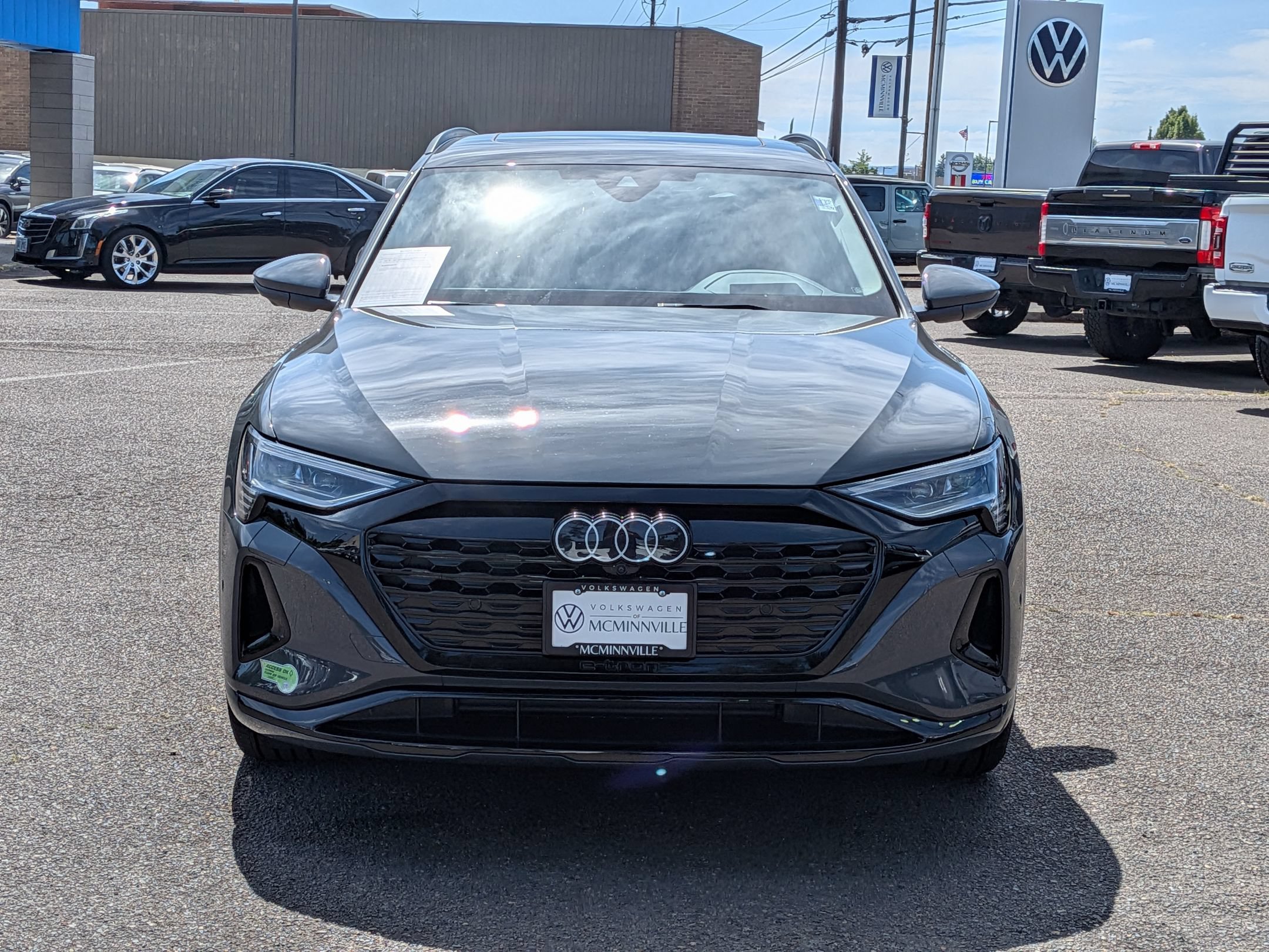 Used 2024 Audi Q8 e-tron Premium Plus w/ Prestige Package AWD/4WD image 8