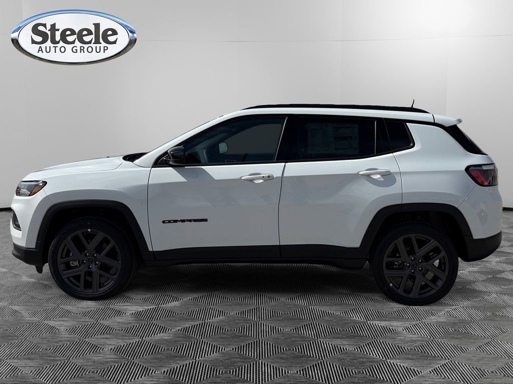 New 2026 Jeep Compass Latitude image 2