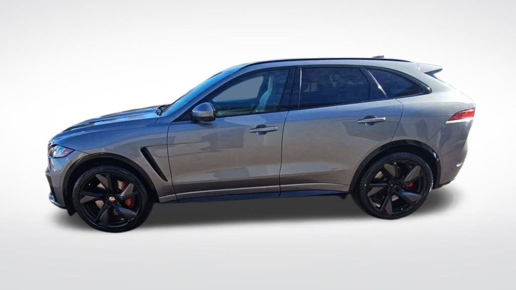 Used 2023 Jaguar F-PACE SVR image 4