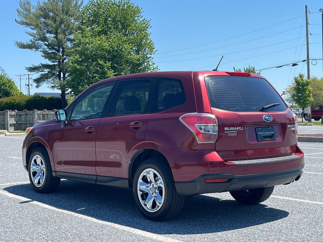 Used 2014 Subaru Forester 2.5i AWD/4WD image 6