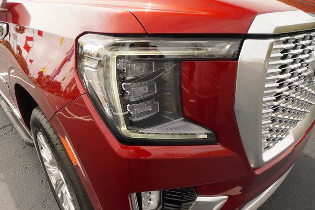 Used 2024 GMC Yukon Denali w/ LPO, Floor Liner Package image 34