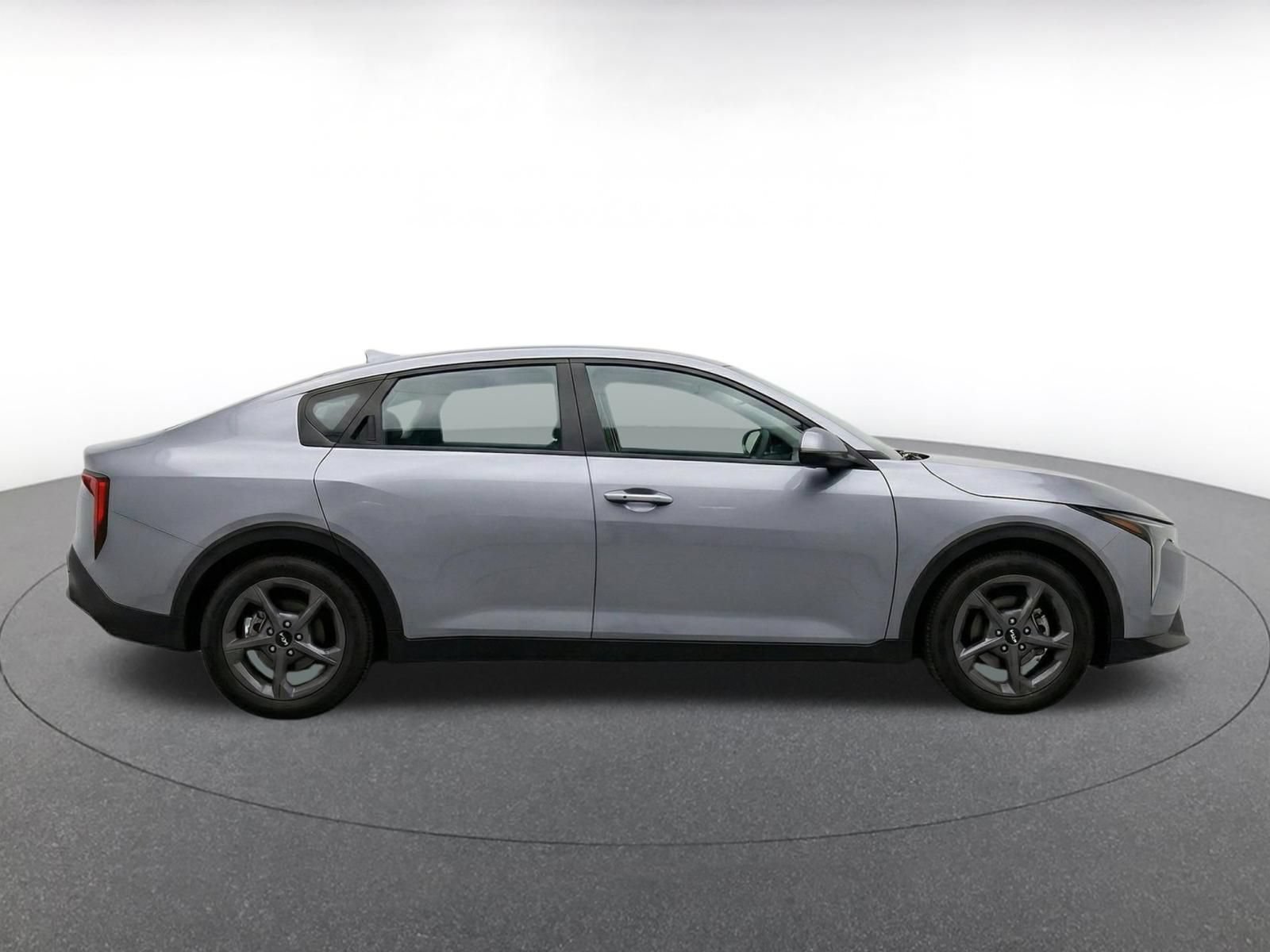 Used 2025 Kia K4 FWD image 10