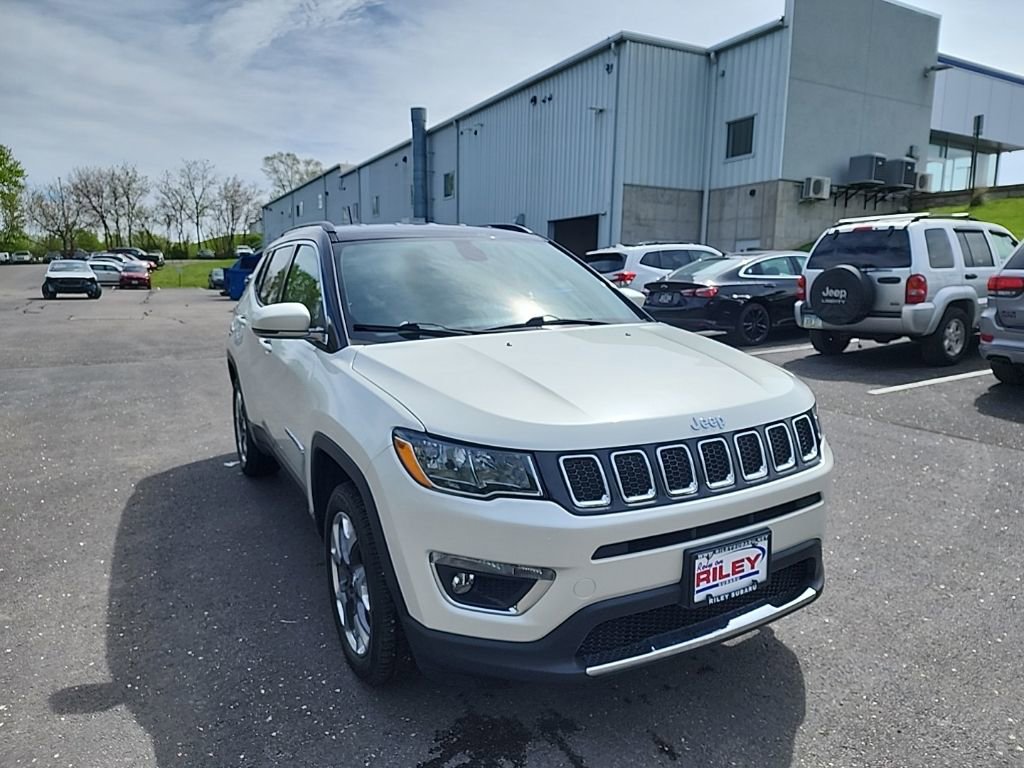 Used 2018 Jeep Compass Limited AWD/4WD image 11