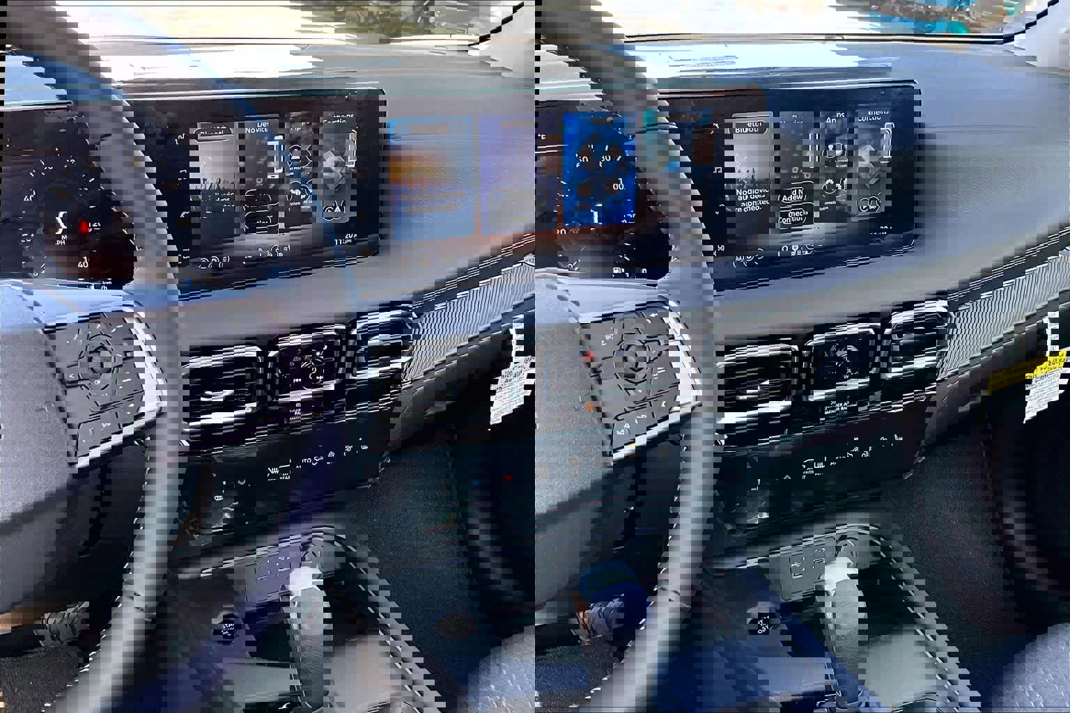 New 2026 Nissan Sentra SV image 6