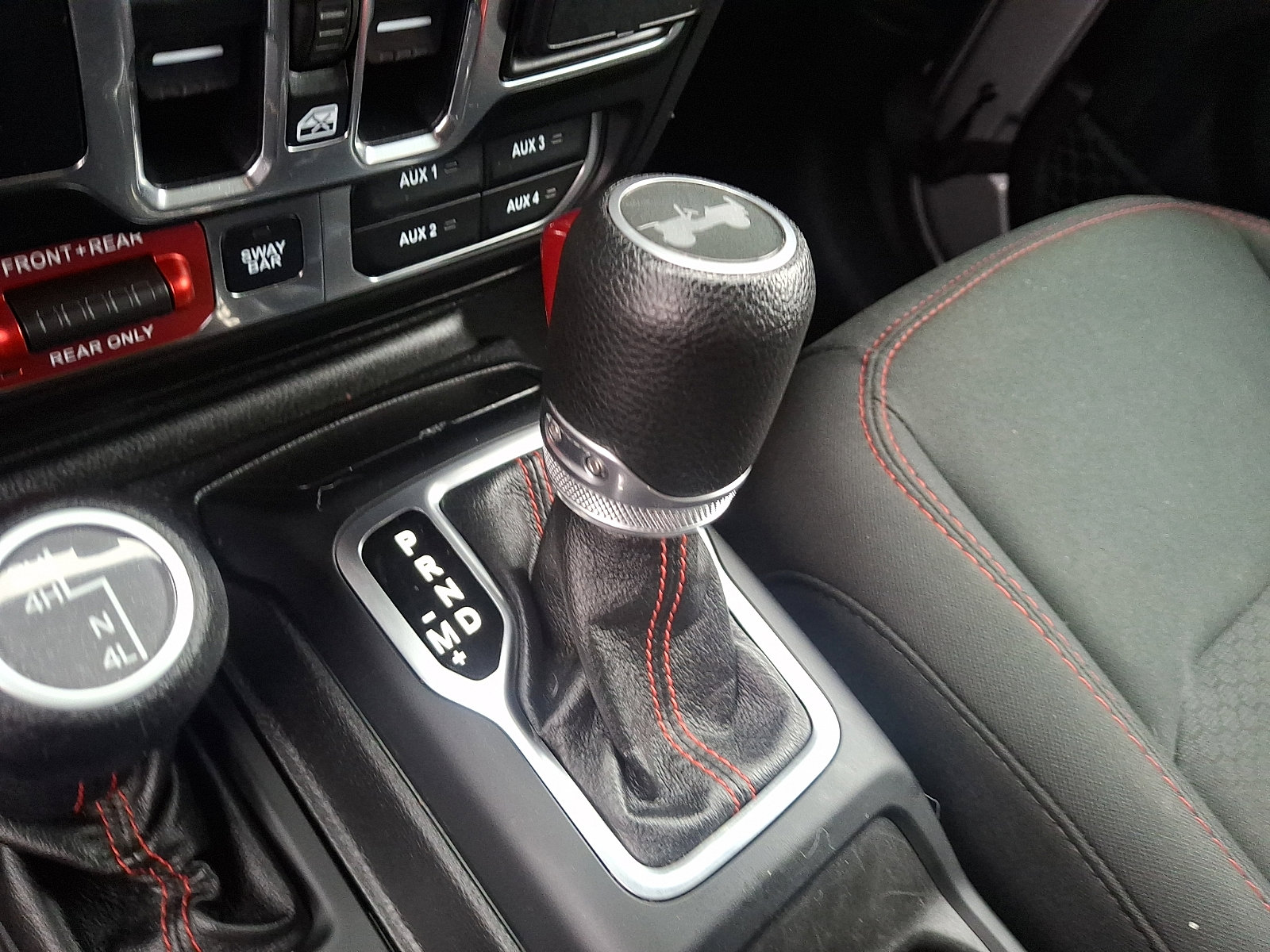 Used 2020 Jeep Wrangler Unlimited Rubicon w/ Quick Order Package 28Y Recon image 14