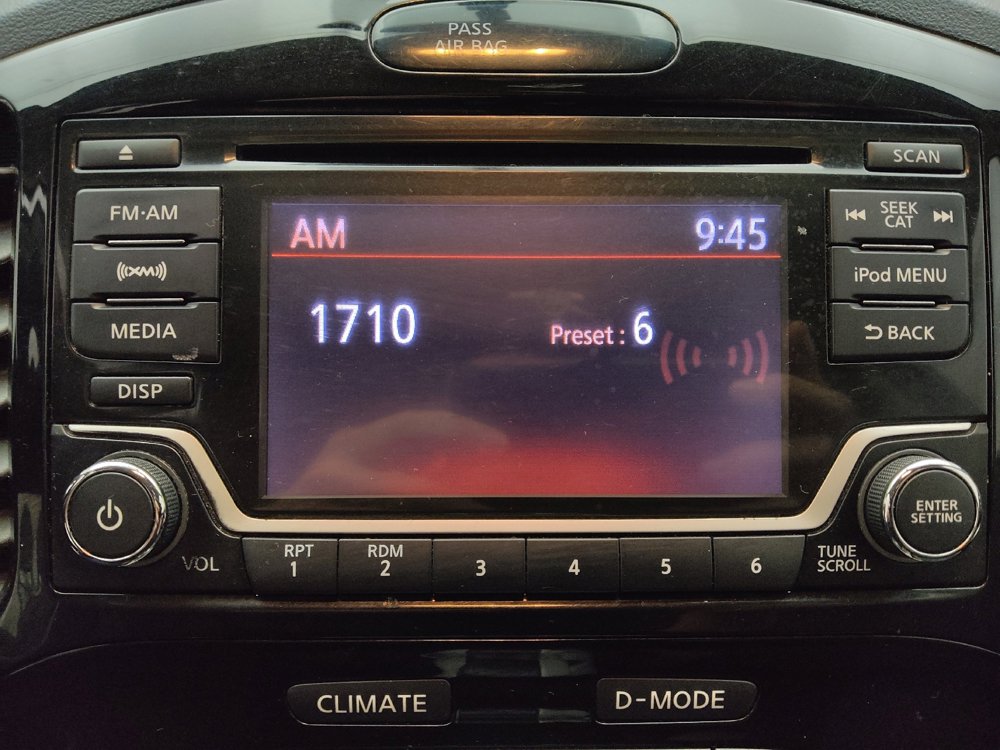 Used 2017 Nissan Juke SV FWD image 25