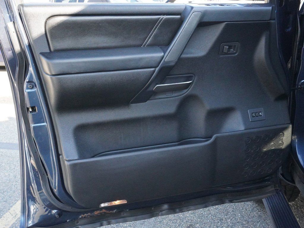 Used 2014 Nissan Titan PRO-4X w/ Pro-4x Luxury Package image 19