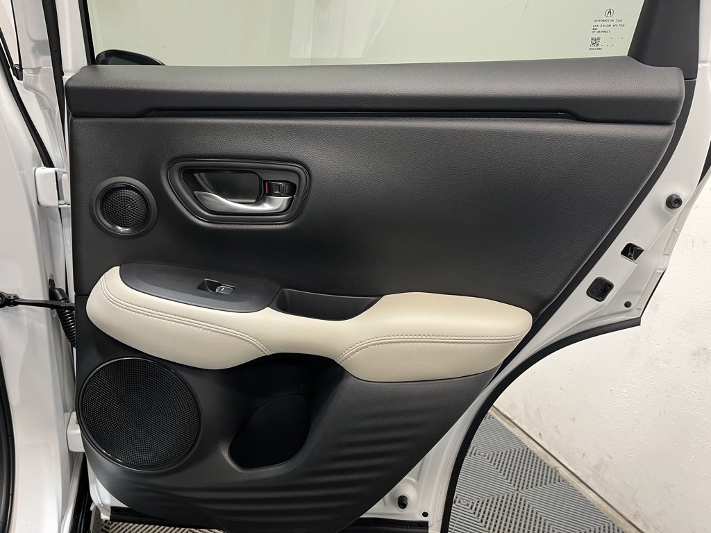 New 2026 Acura ADX A-Spec image 18