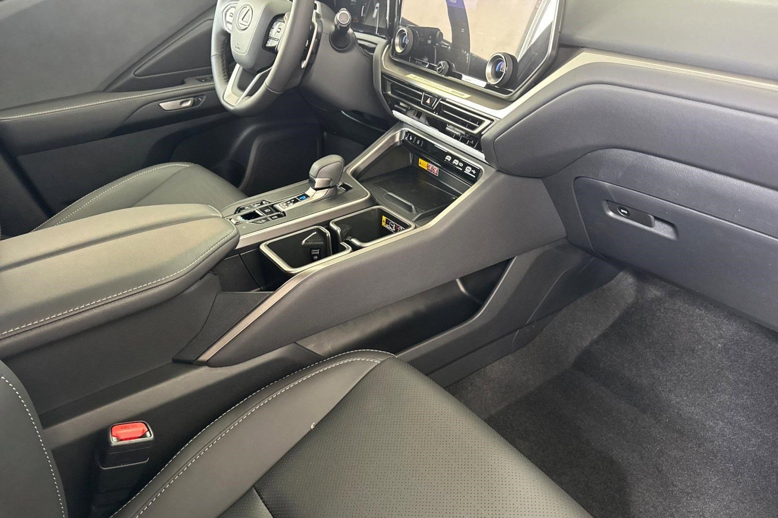 New 2026 Lexus TX 350 AWD image 26