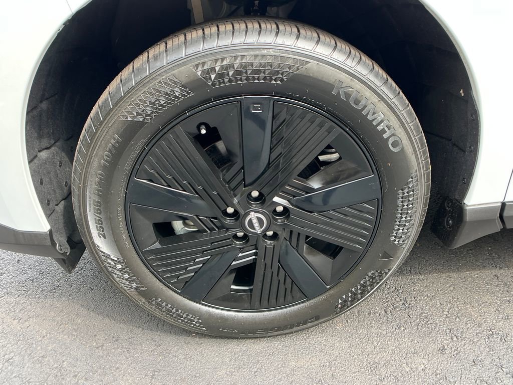 Used 2025 Nissan Murano SV w/ Cargo Package image 23