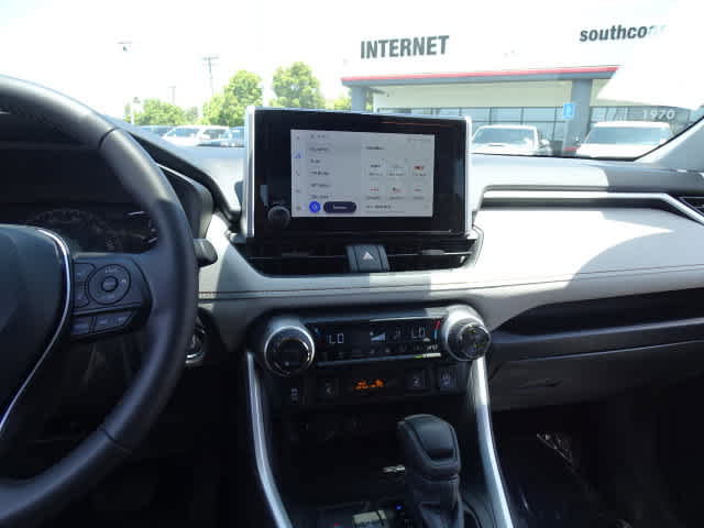 Used 2025 Toyota RAV4 XLE w/ Convenience Package AWD/4WD image 27