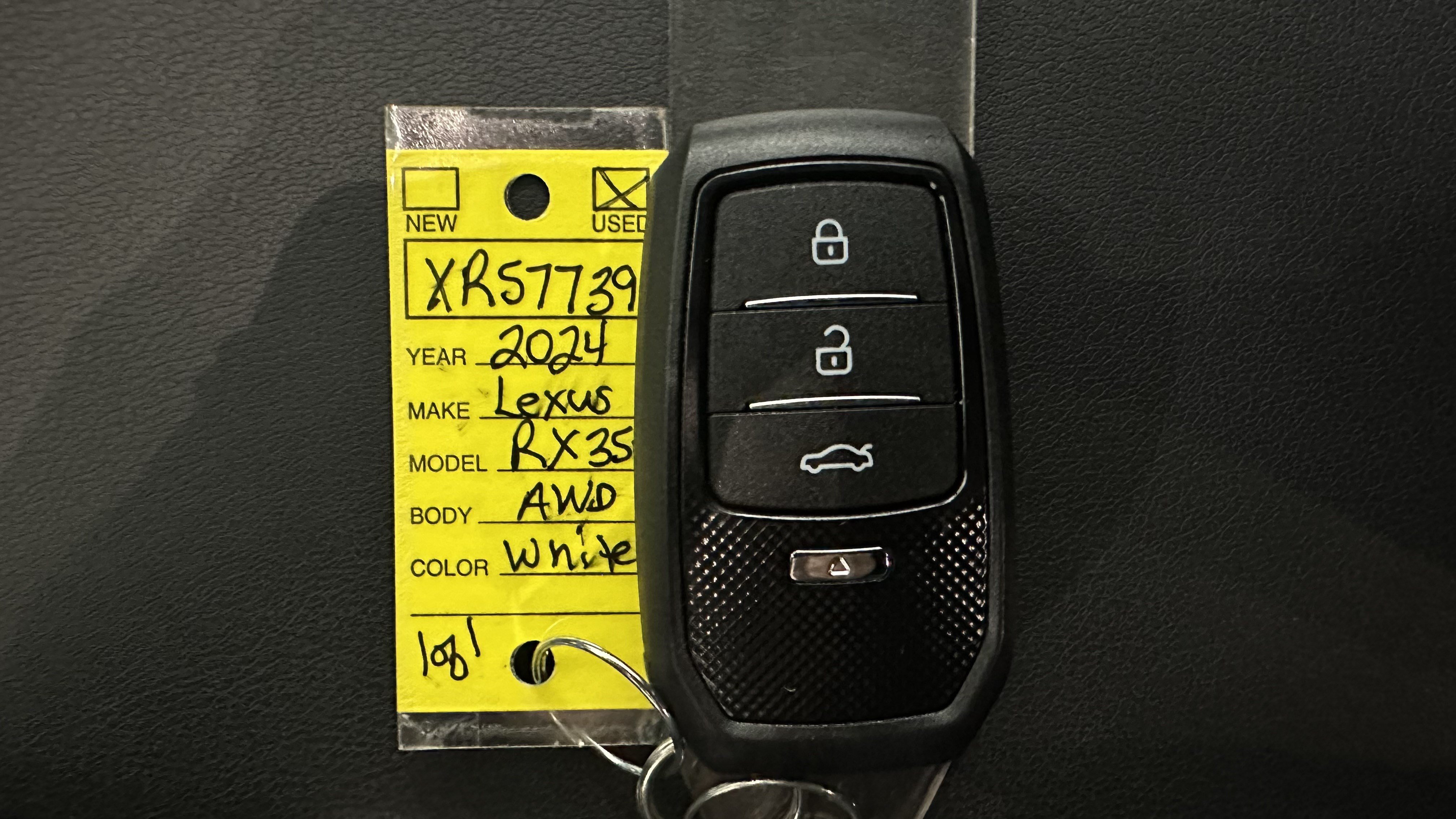 Used 2024 Lexus RX 350 Premium w/ Accessory Package (Z1) AWD/4WD image 18