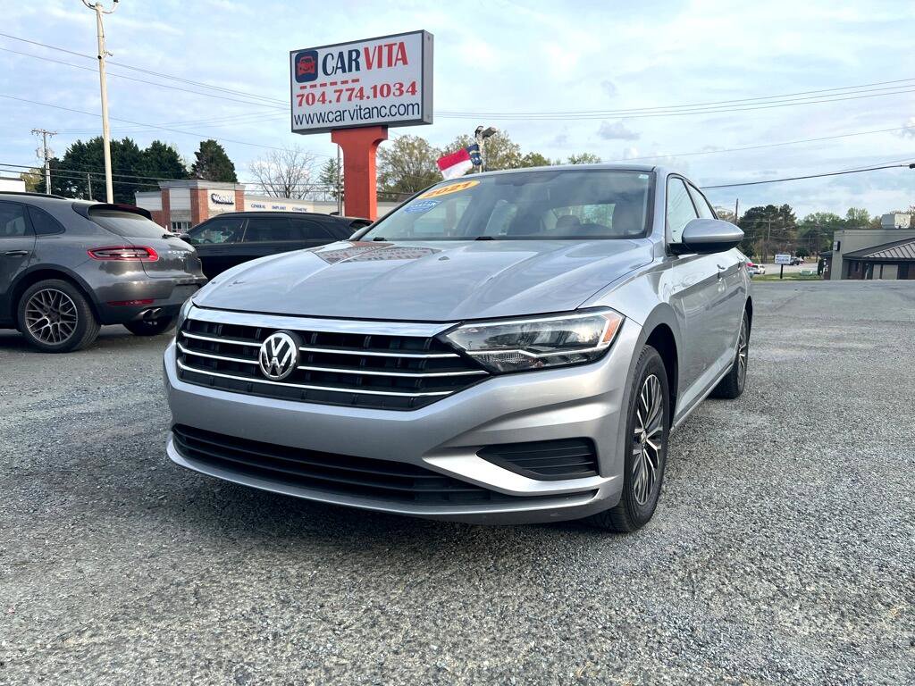 Used 2021 Volkswagen Jetta SE image 1