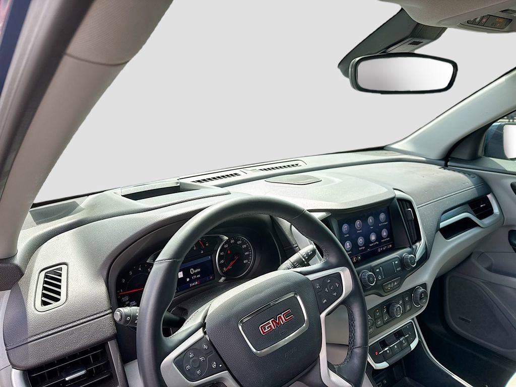 Used 2024 GMC Terrain SLT w/ Infotainment Package II image 12