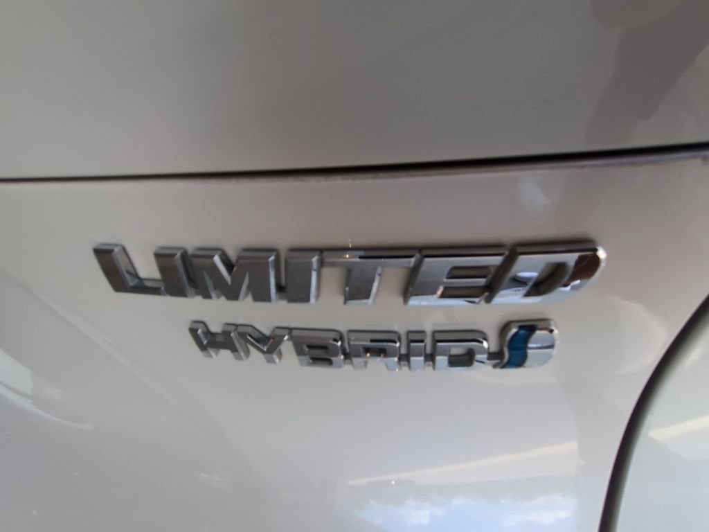 Used 2021 Toyota Venza Limited AWD/4WD image 30
