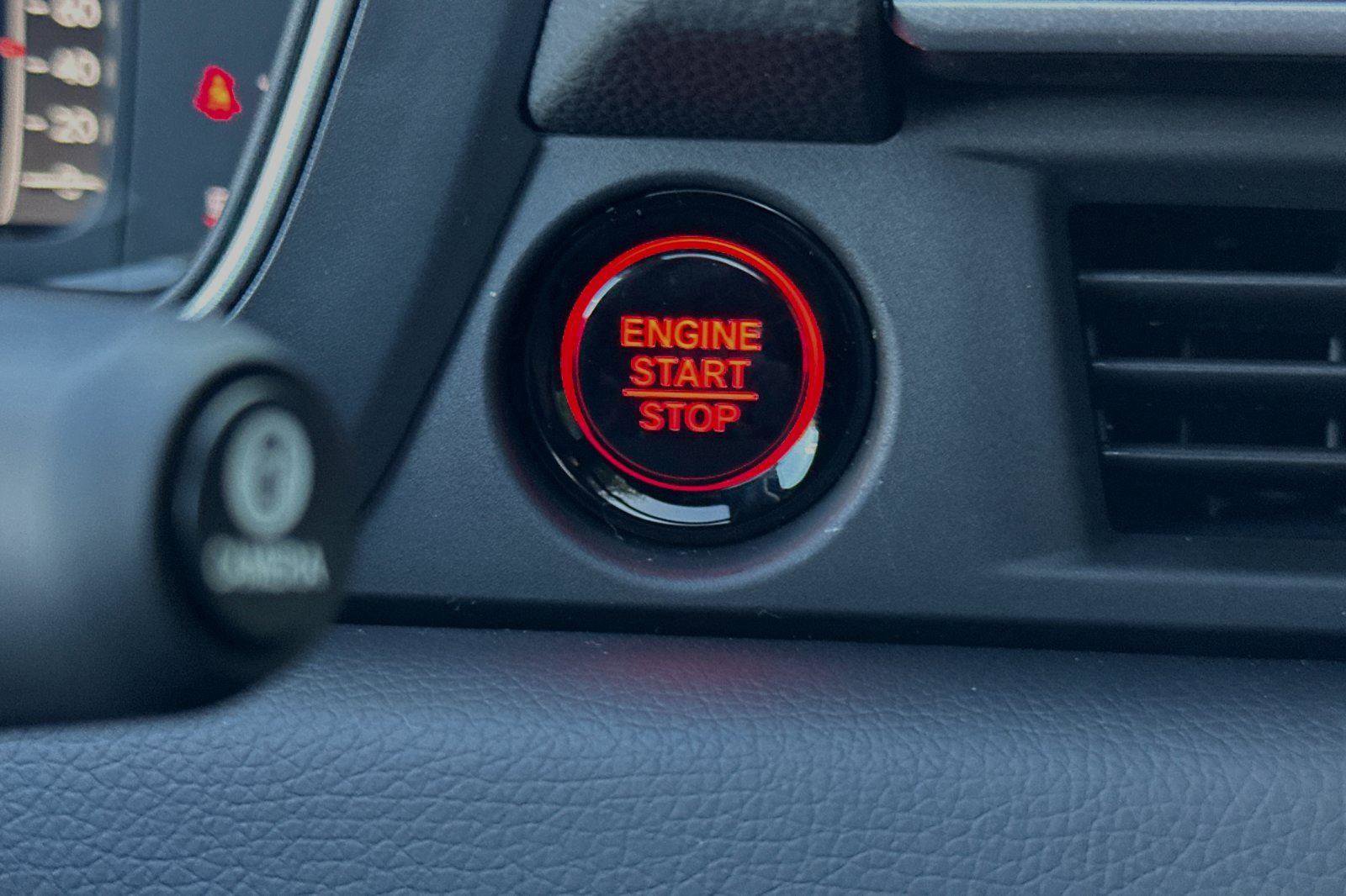 New 2025 Honda Pilot Black Edition image 21