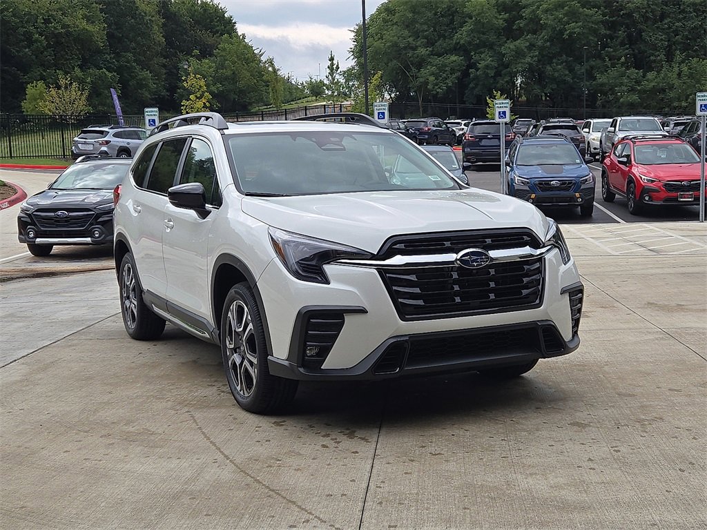 New 2025 Subaru Ascent Limited image 1