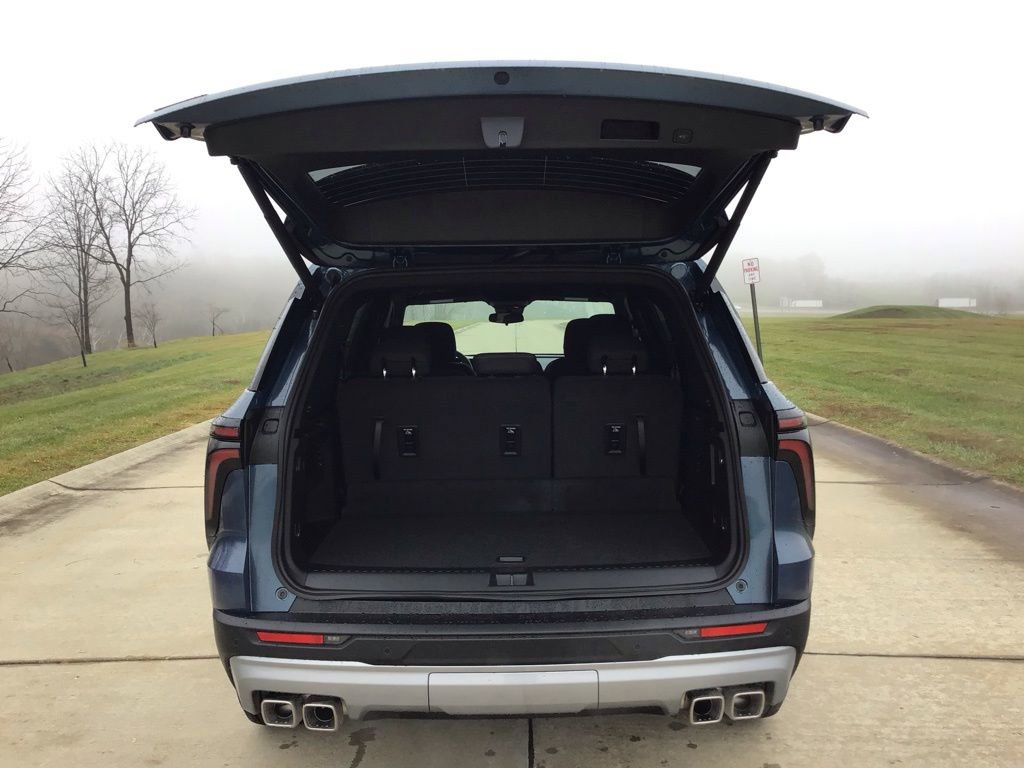 New 2026 Chevrolet Traverse LT image 5