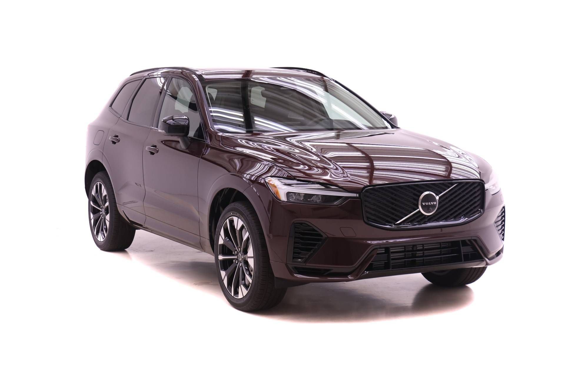 New 2026 Volvo XC60 T8 Plus w/ Protection Package Premier AWD/4WD image 2