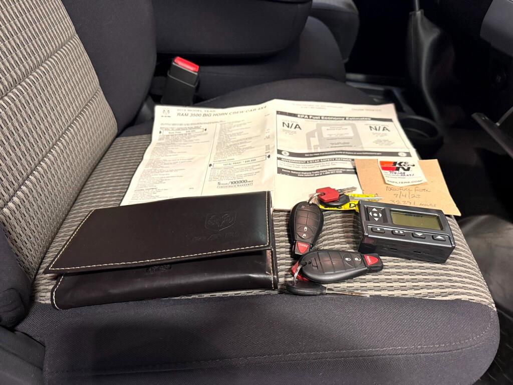 Used 2012 RAM 3500 Big Horn image 31