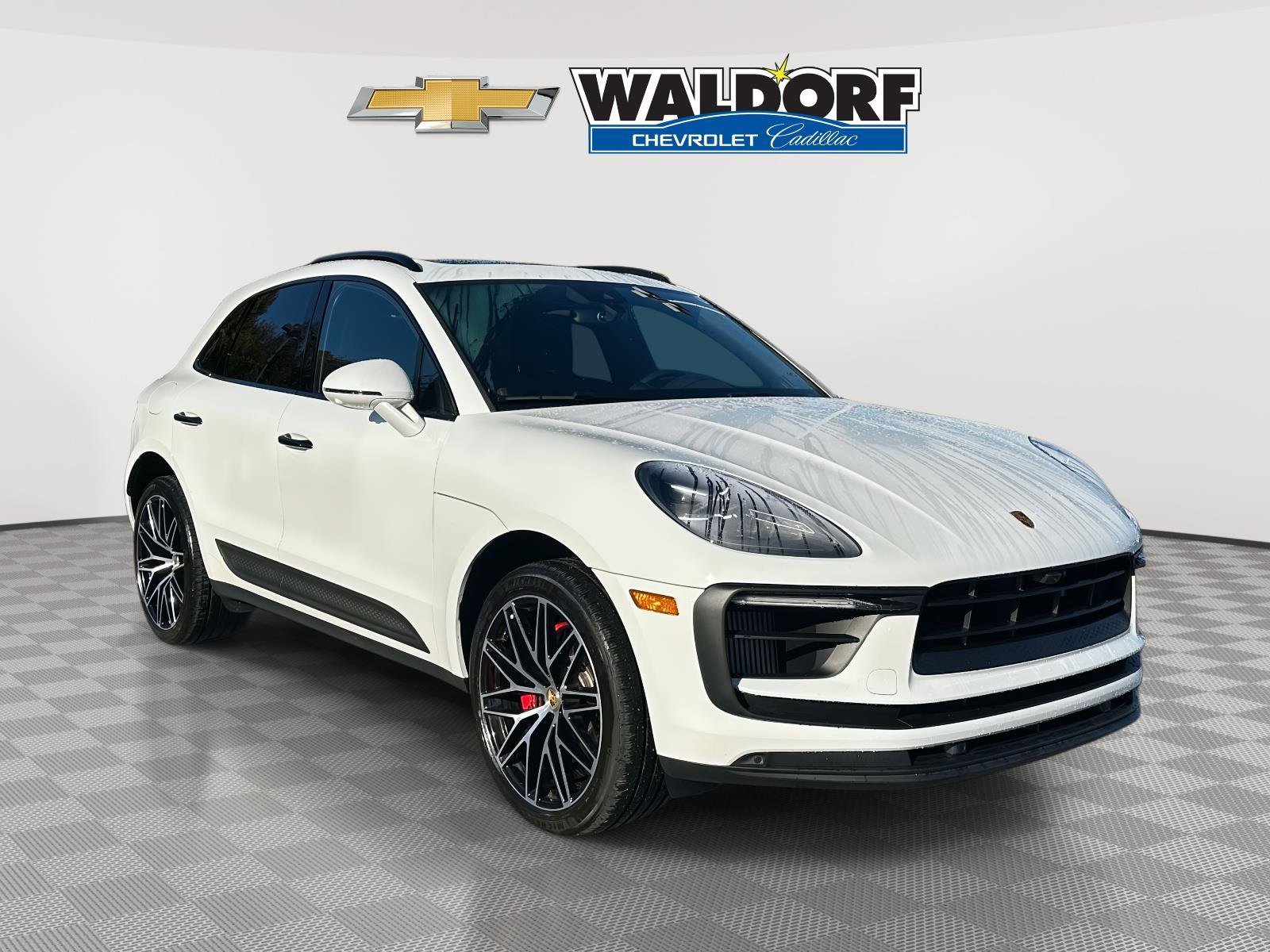 Used 2022 Porsche Macan S image 1