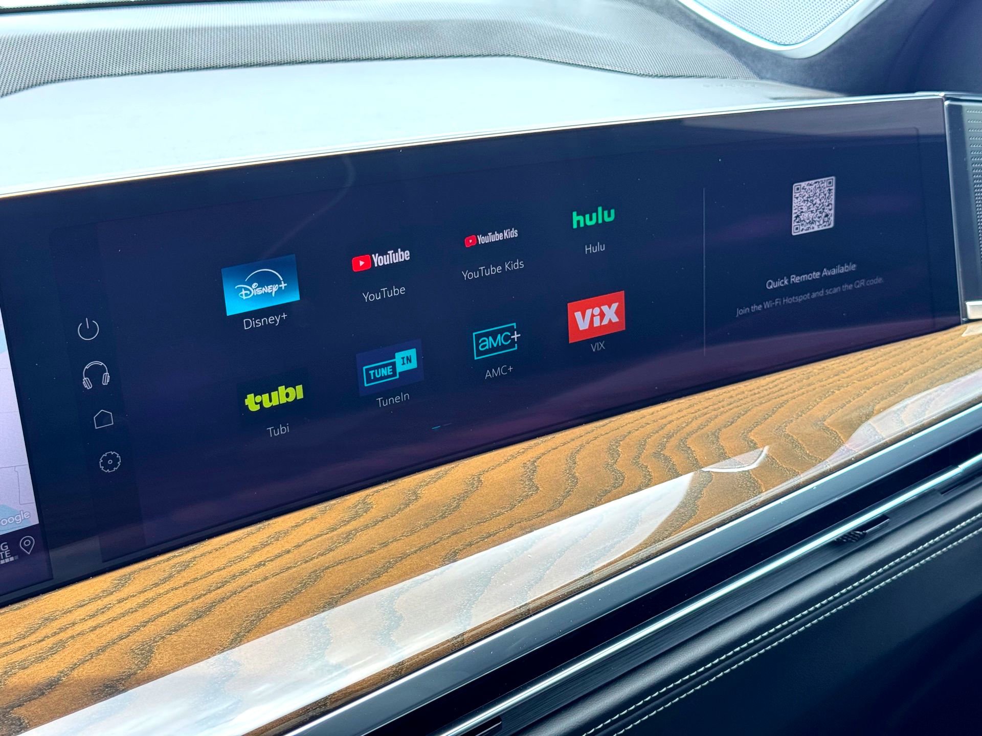 Used 2025 Cadillac Escalade ESV Sport Platinum image 40