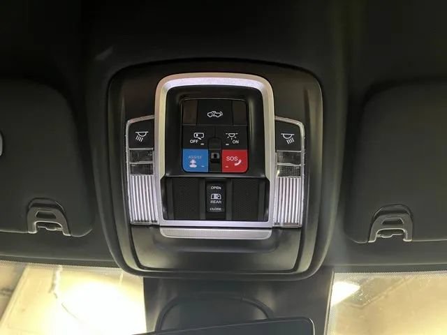 New 2026 RAM 2500 Laramie w/ Night Edition AWD/4WD image 18