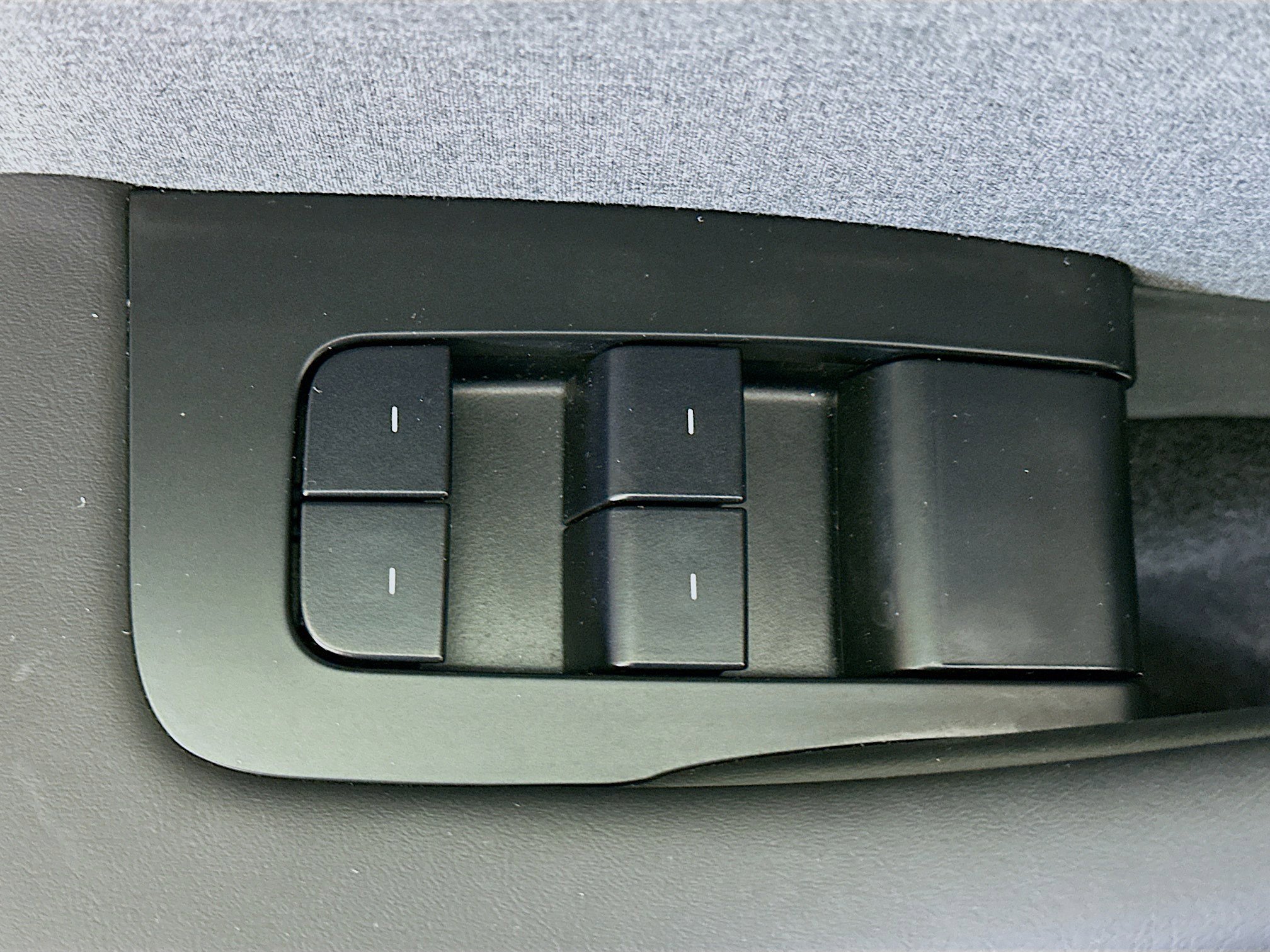 Used 2025 Tesla Model 3 Long Range image 15