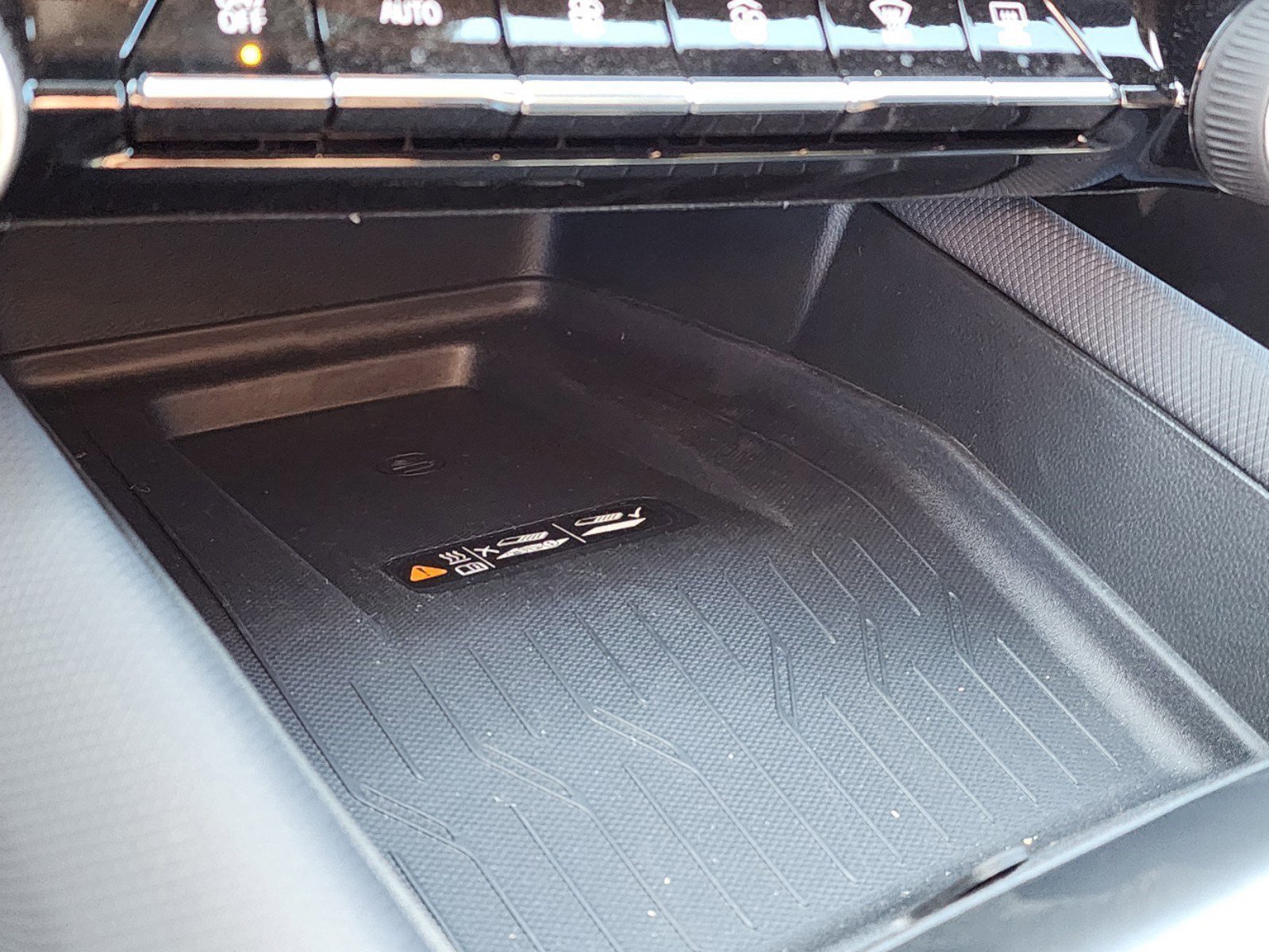 New 2025 Chevrolet Equinox EV RS image 15