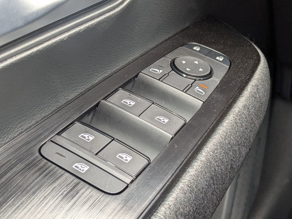 New 2026 Nissan Kicks SV image 17