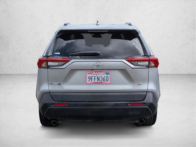 Used 2021 Toyota RAV4 LE FWD image 7