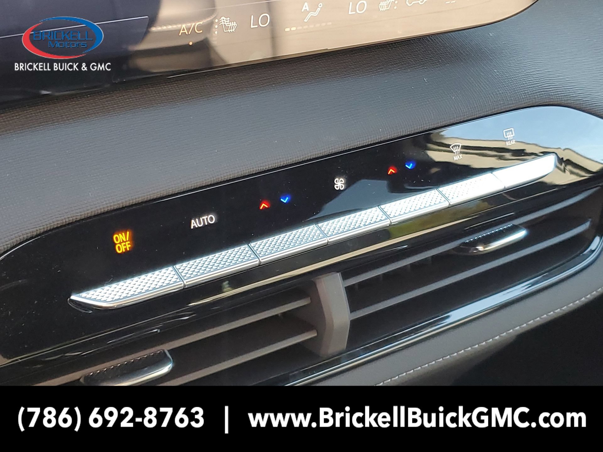 New 2025 Buick Enclave Sport Touring w/ Power Package AWD/4WD image 29