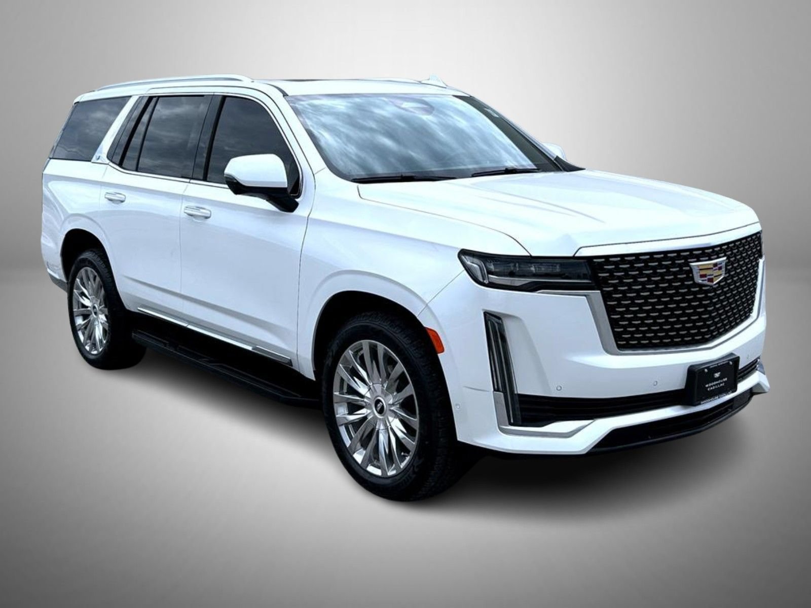 Used 2021 Cadillac Escalade Premium Luxury w/ Performance Package AWD/4WD image 3