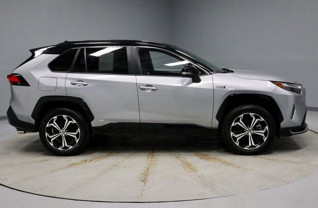 Used 2023 Toyota RAV4 XSE image 11