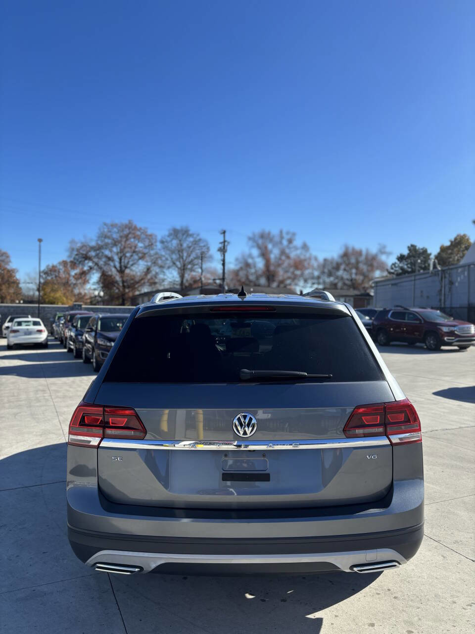Used 2018 Volkswagen Atlas SE image 4