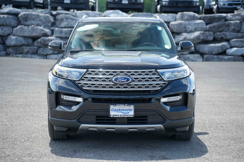 Certified 2023 Ford Explorer Limited w/ Limited Technology Package AWD/4WD image 2