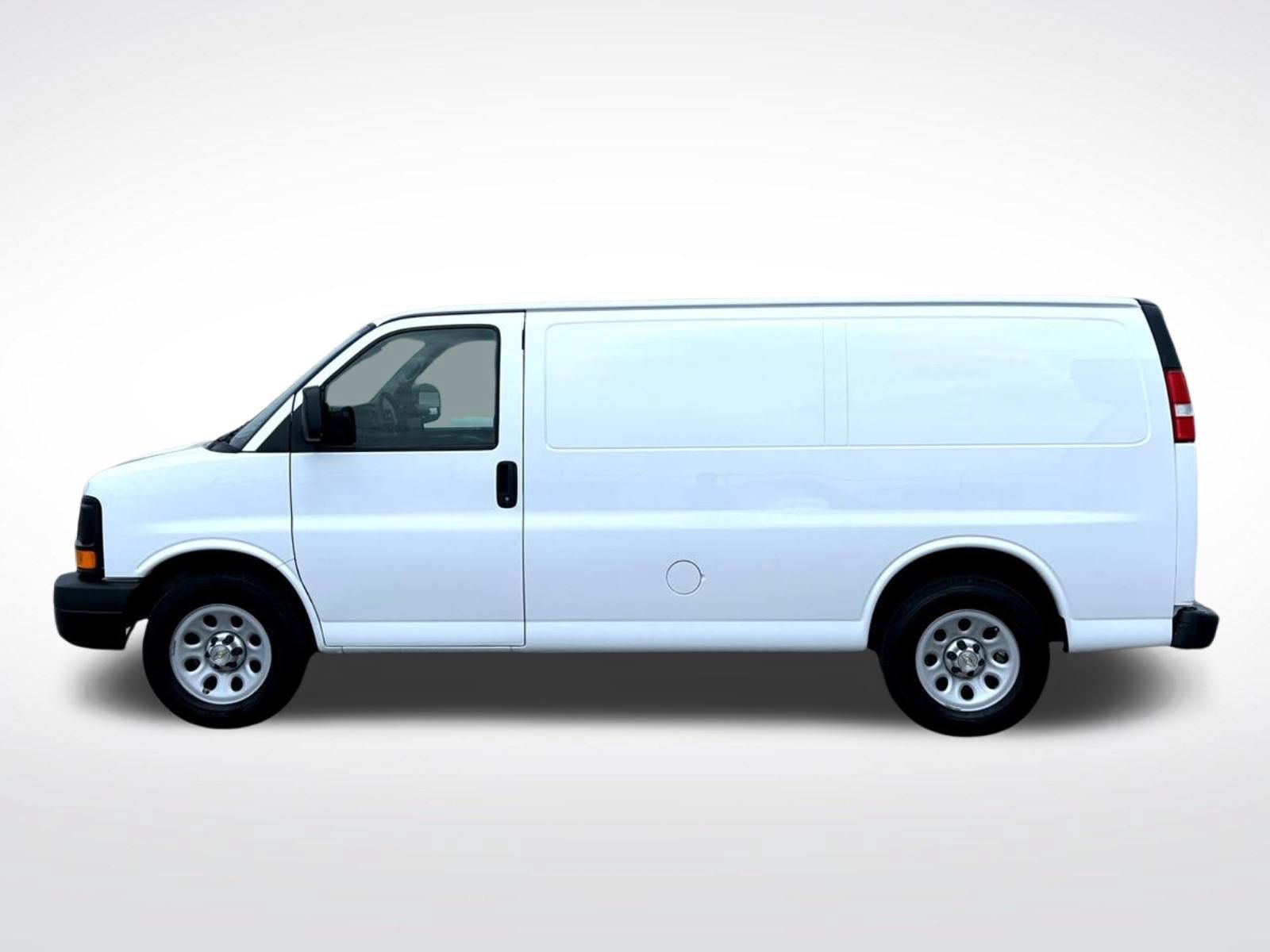 Used 2014 Chevrolet Express 1500 RWD image 9