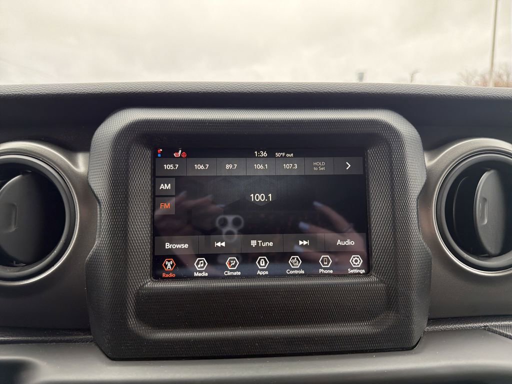 Used 2023 Jeep Gladiator Sport AWD/4WD image 23