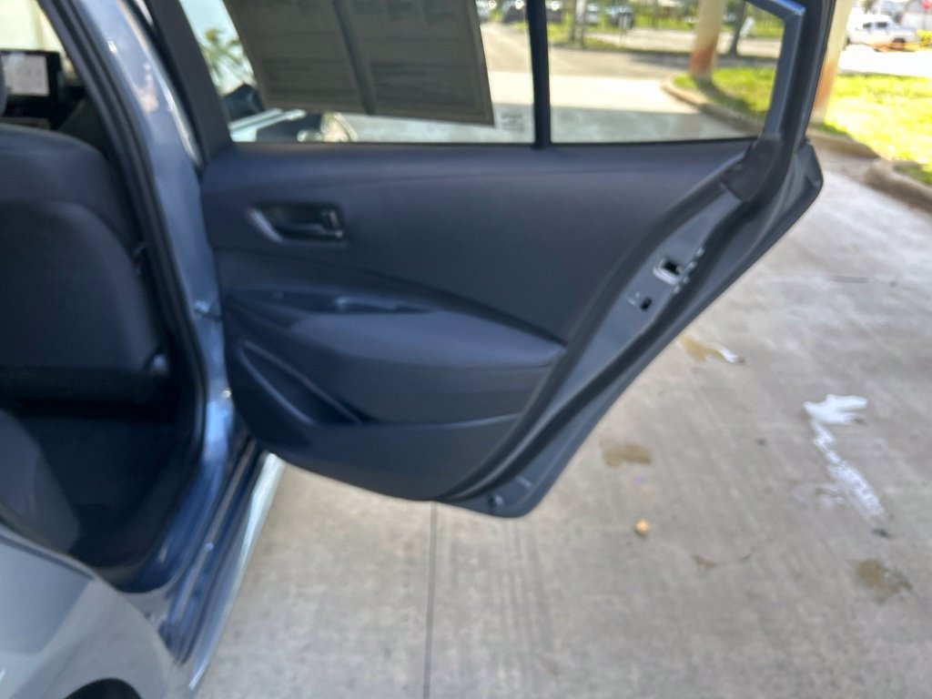 Used 2025 Toyota Corolla LE FWD image 32