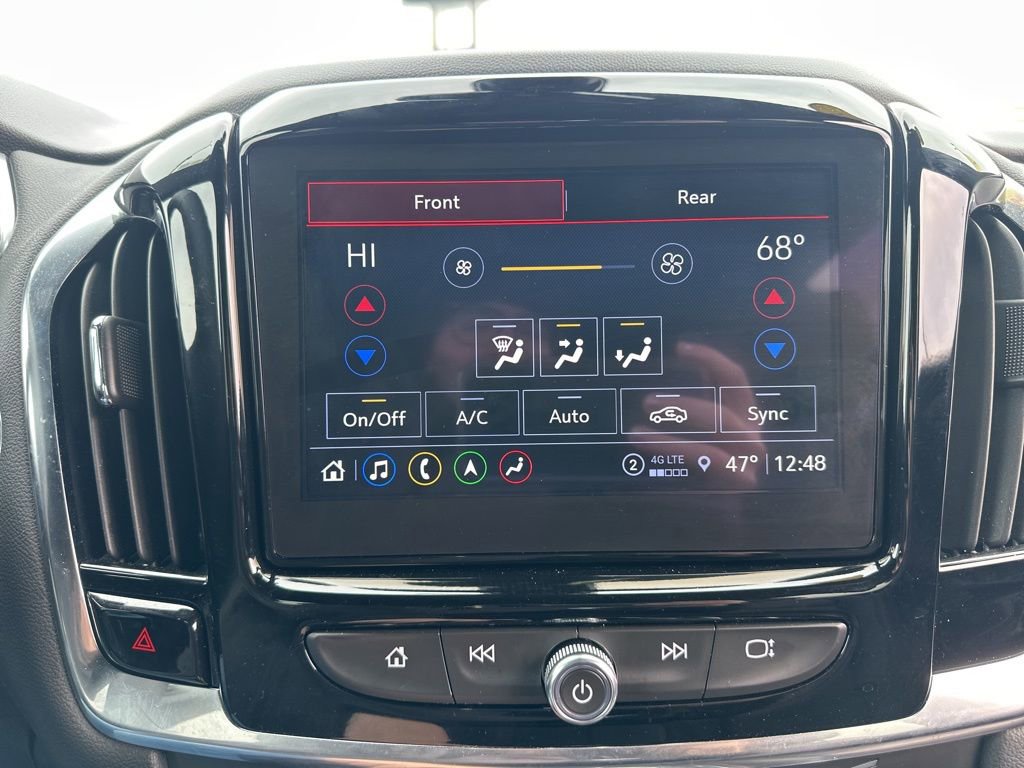 Used 2023 Chevrolet Traverse RS image 48