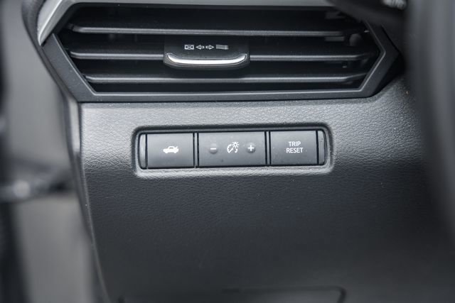 Used 2025 Nissan Altima 2.5 SR image 41