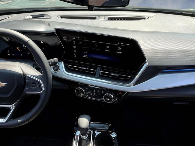 New 2026 Chevrolet Trax LT w/ Driver Confidence Package FWD image 6