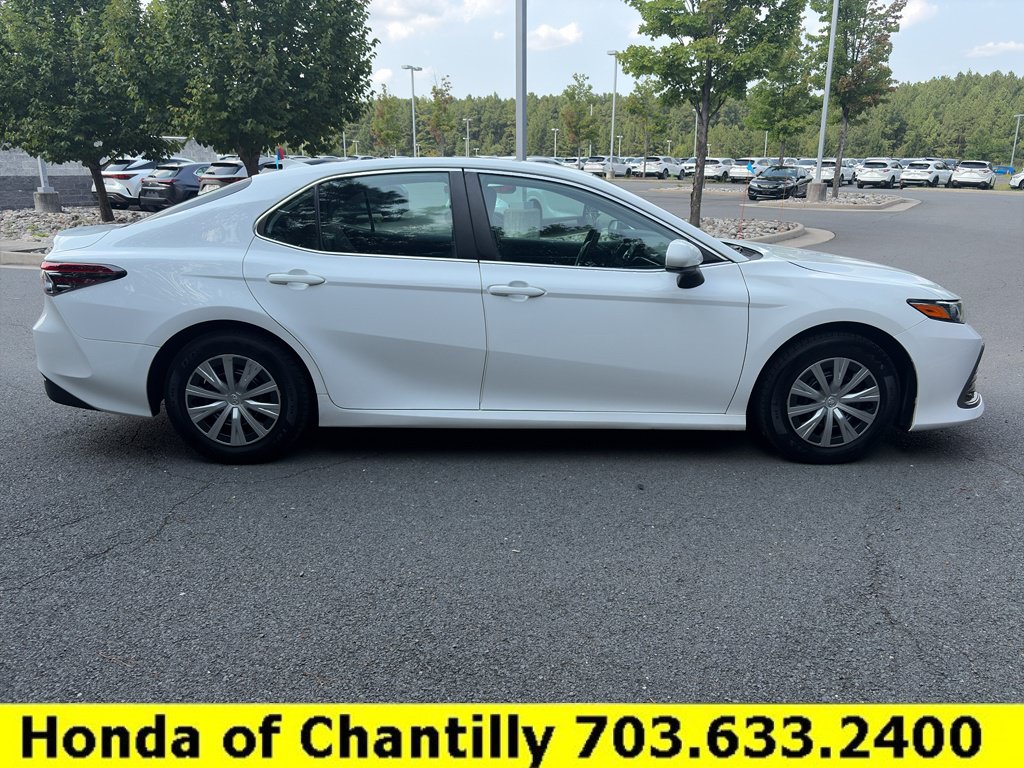 Used 2022 Toyota Camry LE FWD image 8