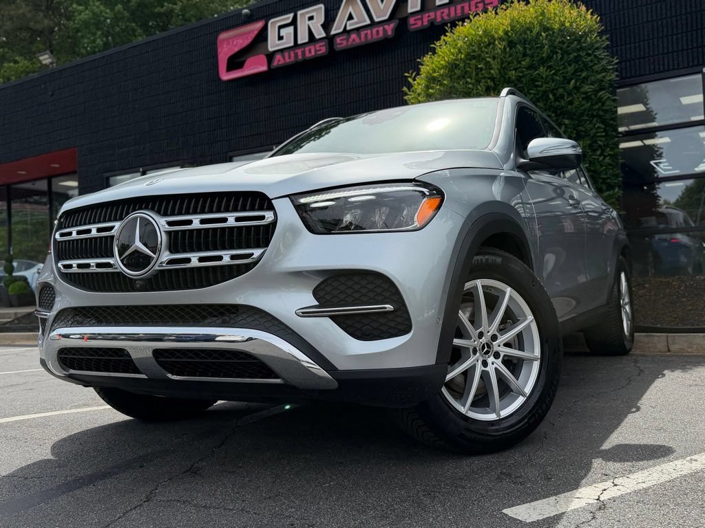 Used 2025 Mercedes-Benz GLE 350 4MATIC image 2