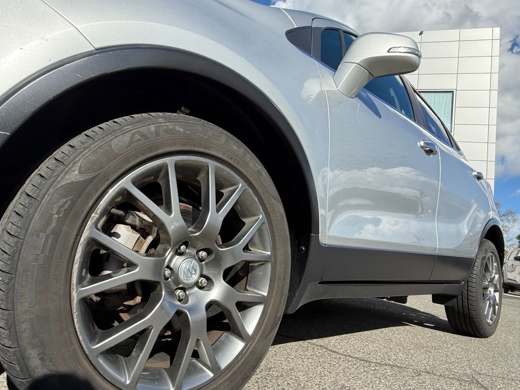 Used 2019 Buick Encore Sport Touring image 10