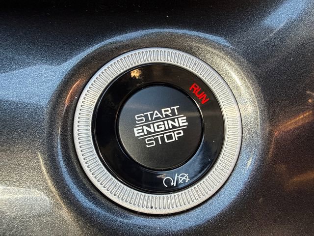 Used 2023 Jeep Grand Cherokee L Laredo w/ Luxury Tech Group I AWD/4WD image 31