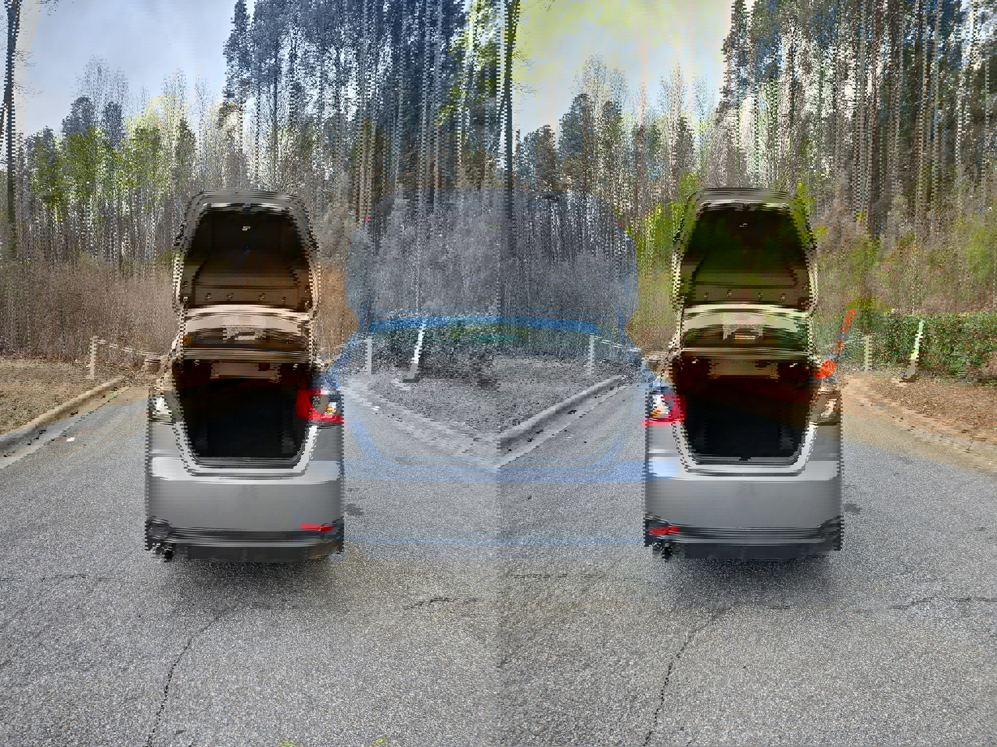 Used 2025 Toyota Camry SE image 12