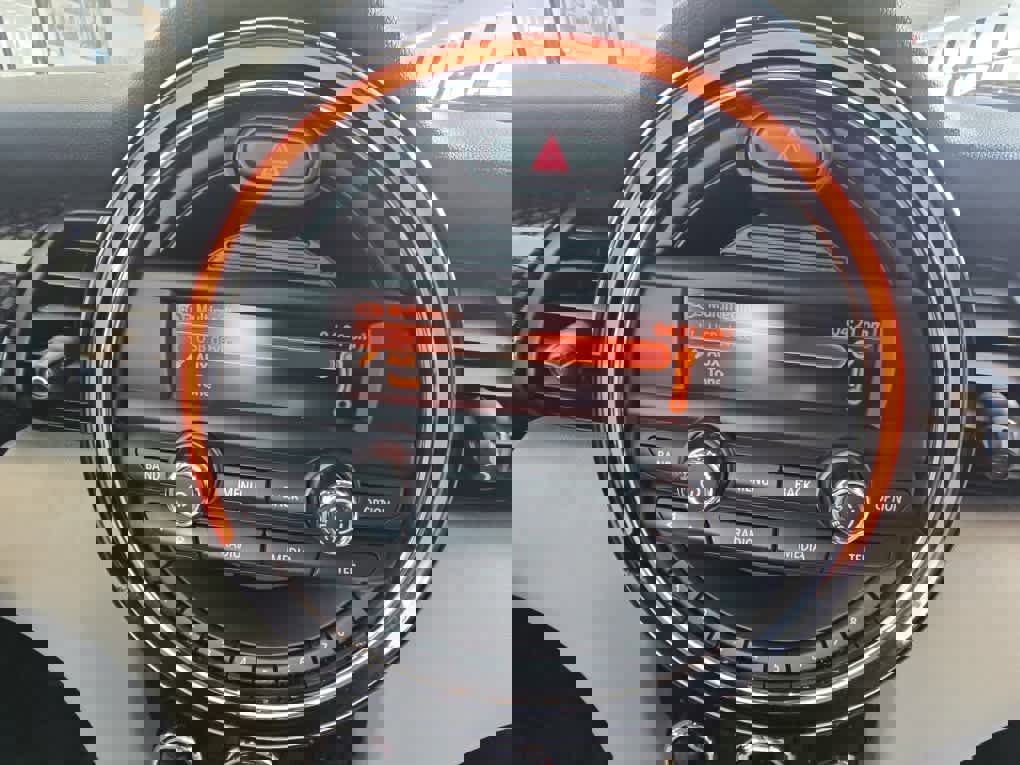 Used 2016 MINI Cooper S w/ Premium Package FWD image 28