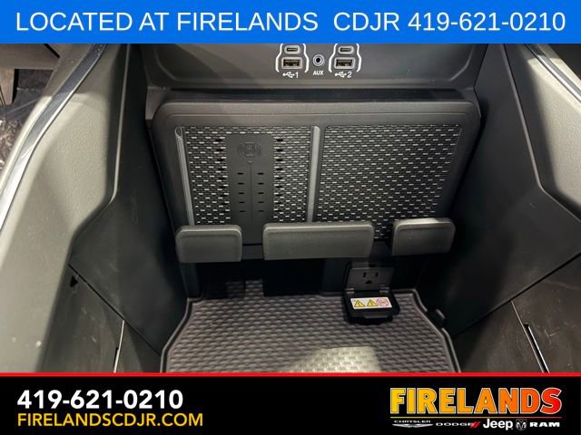 New 2026 RAM 1500 Laramie AWD/4WD image 16